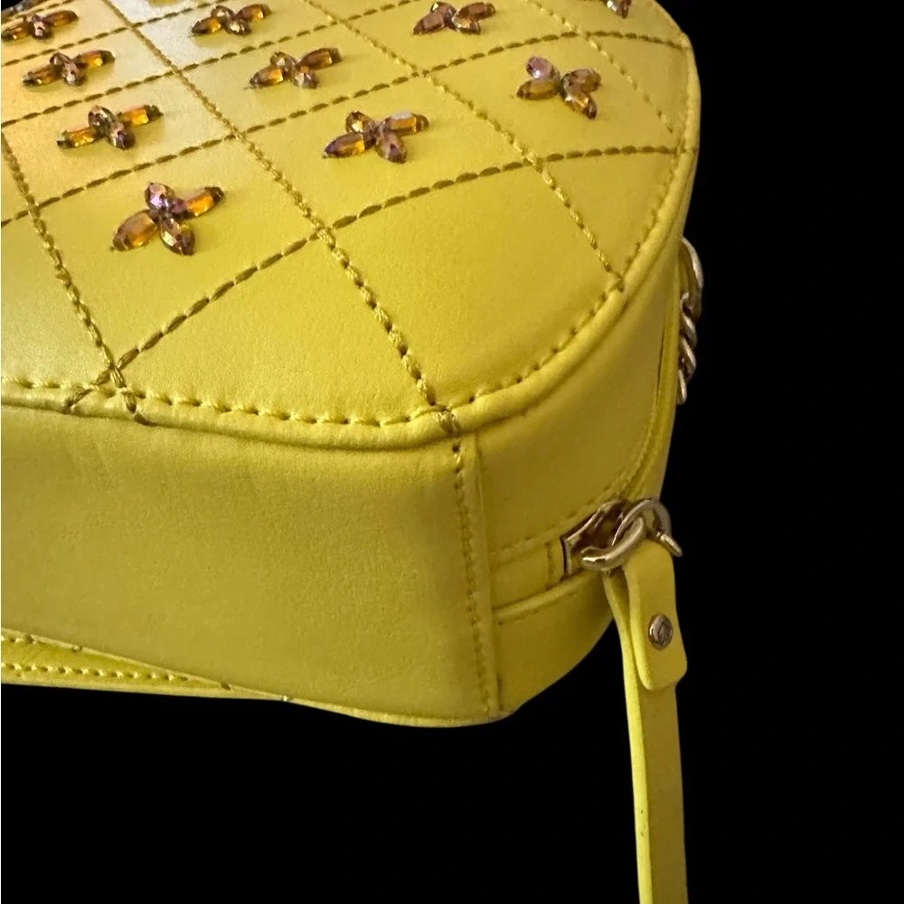 Kate Spade How Refreshing Pineapple Novelty  Women's Bag - Picture 4 of 16